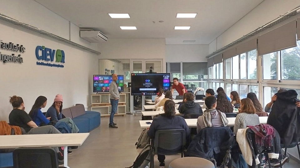 Más de 100 estudiantes se sumaron al “Desafío de Innovación Entre Ríos 2025”